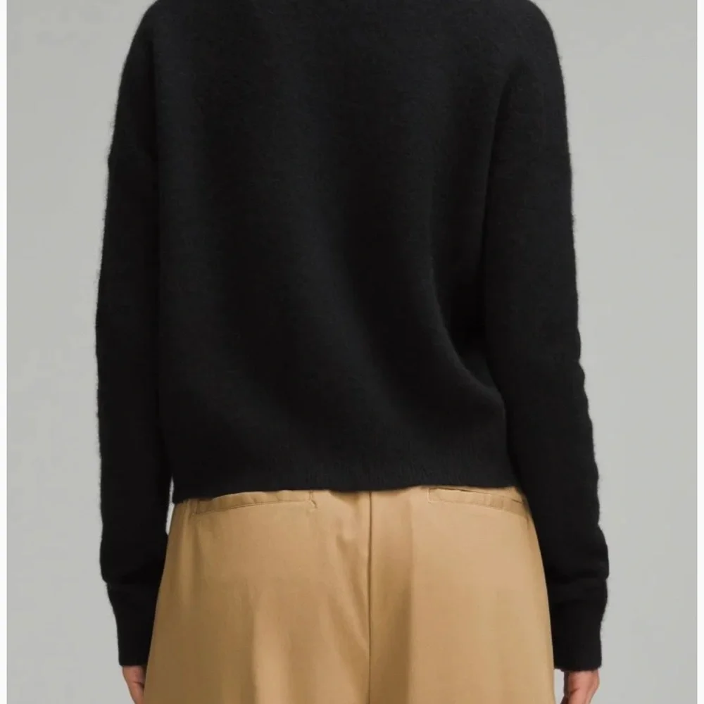 Lululemon Women's Alpaca Wool-Blend Cardigan Sweater - Picture 2 of 4